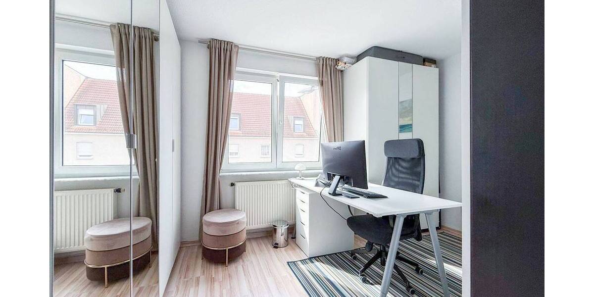 Etagenwohnung Schweinfurt Innenstadt - 4 Zimmer, 90 m&sup2;, 725&euro; | Angebot:26786755
