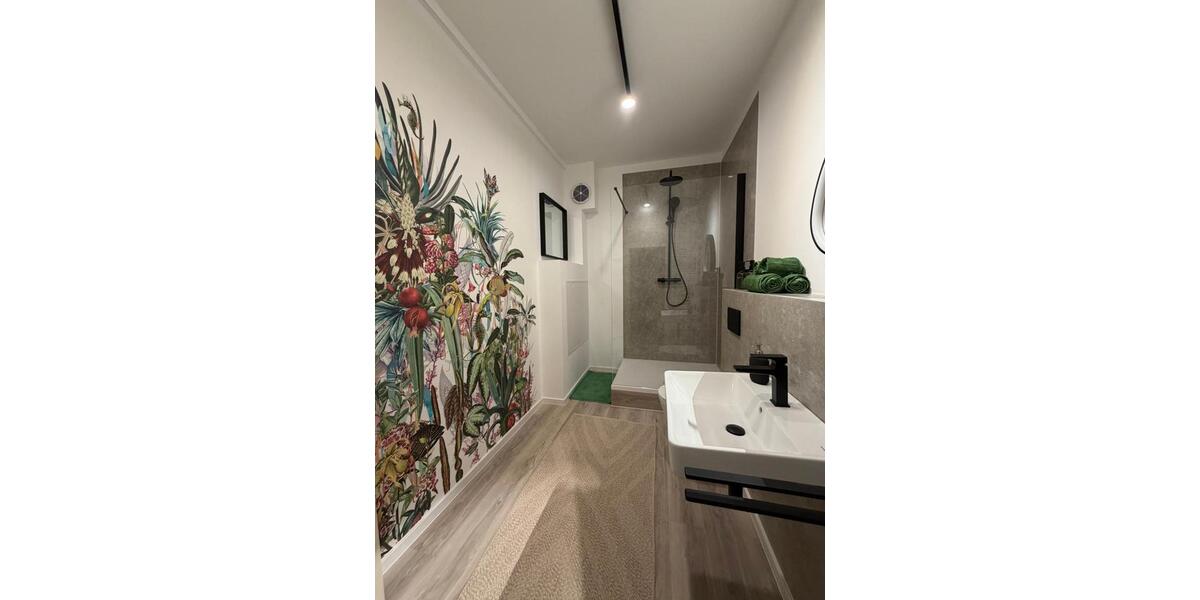 Wohnen auf Zeit Oldenburg Dobbenviertel - 5 Zimmer, 120 m&sup2;, 270&euro; | Angebot:26544609