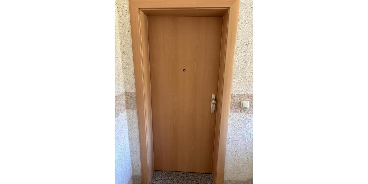 Etagenwohnung Bernsdorf - 2 Zimmer, 53 m&sup2;, 375&euro; | Angebot:25765902