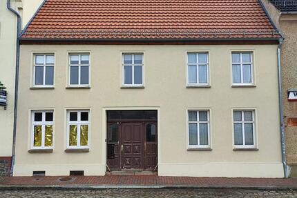 Wohnung Altentreptow - 2 Zimmer, 49 m&sup2;, 294&euro; | Angebot:25219750