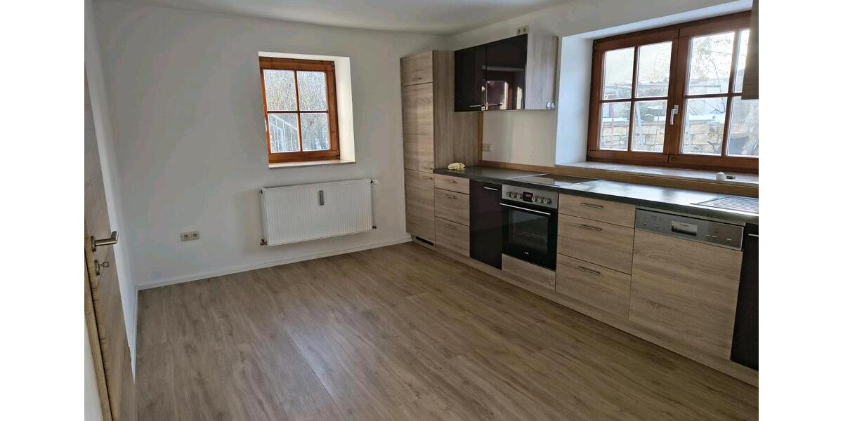 Erdgeschoßwohnung Oettingen in Bayern - 2 Zimmer, 90 m&sup2;, 850&euro; | Angebot:26025720
