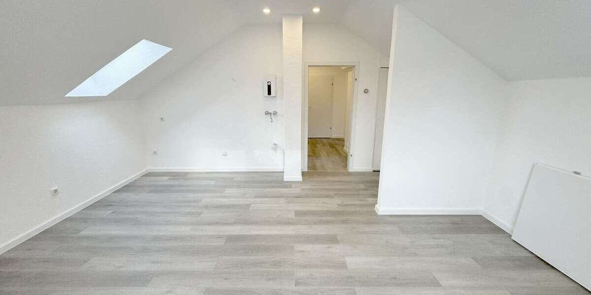 Etagenwohnung Lohmar - 1 Zimmer, 25 m&sup2;, 650&euro; | Angebot:26754689