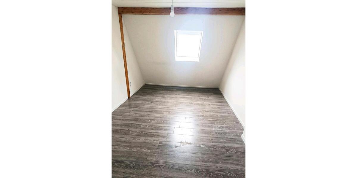 Maisonettenwohnung Lüdenscheid - 4 Zimmer, 110 m&sup2;, 1.200&euro; | Angebot:26094752