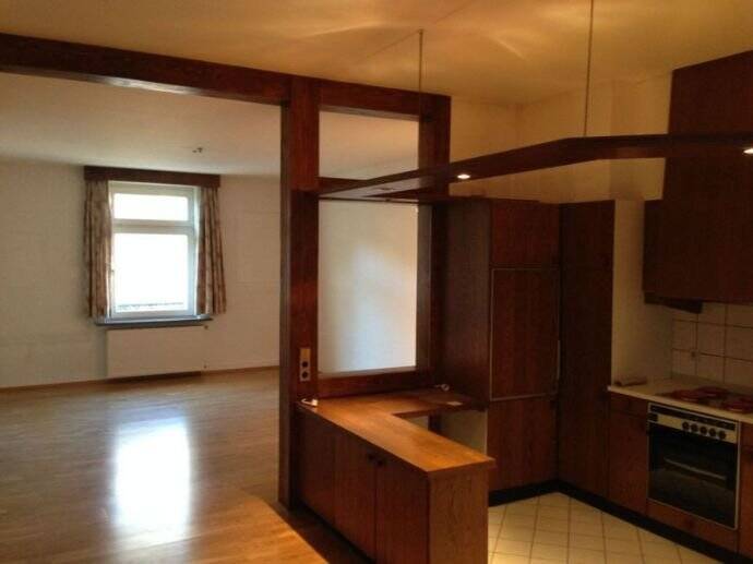 Etagenwohnung Baden-Baden Innenstadt - 2 Zimmer, 65 m&sup2;, 680&euro; | Angebot:26572577