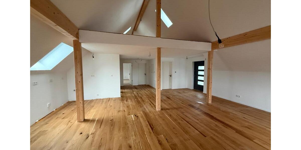 Maisonettenwohnung Kehl - 4.5 Zimmer, 155 m&sup2;, 1.400&euro; | Angebot:26681922
