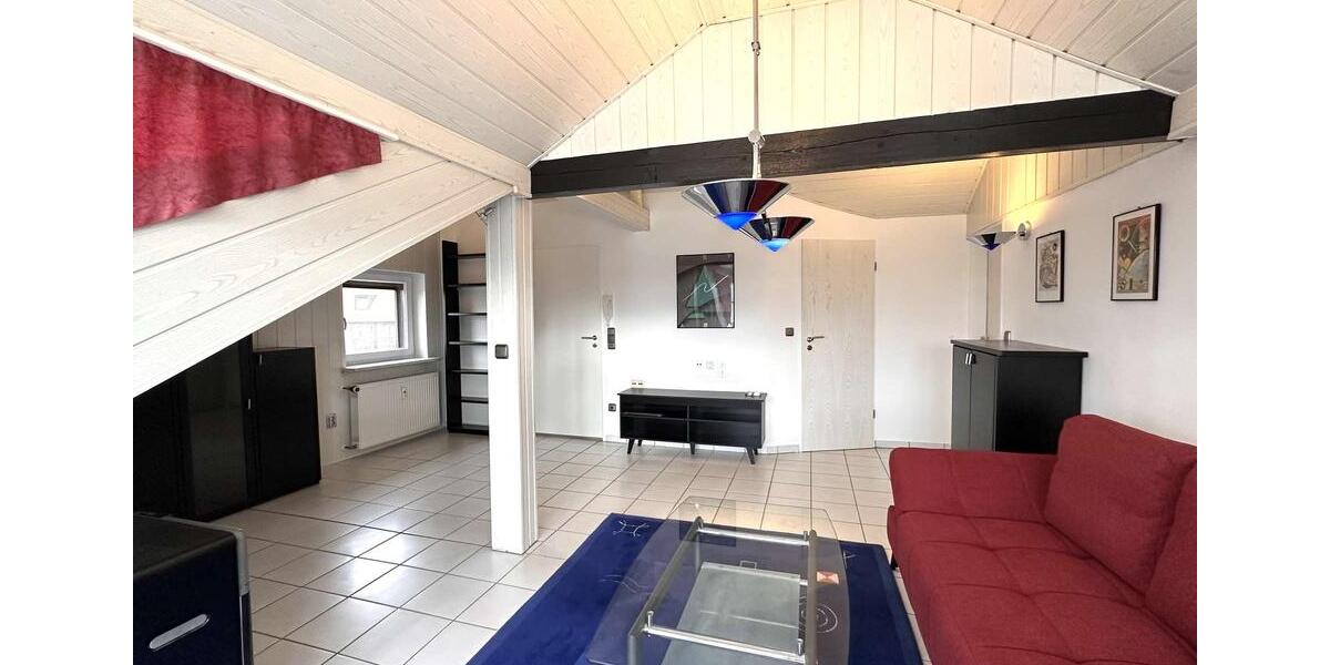 Helle 2-Zimmer Wohnung mit EBK, Einbauschrank, Klima uvm. 2 zimmer