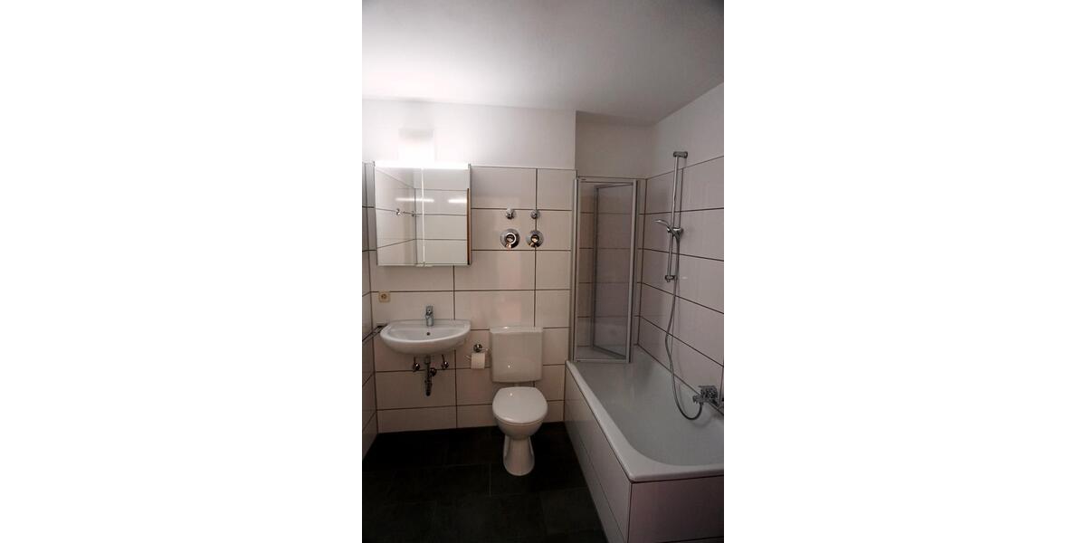 Etagenwohnung Heidenheim an der Brenz - 3 Zimmer, 80 m&sup2;, 850&euro; | Angebot:24847894