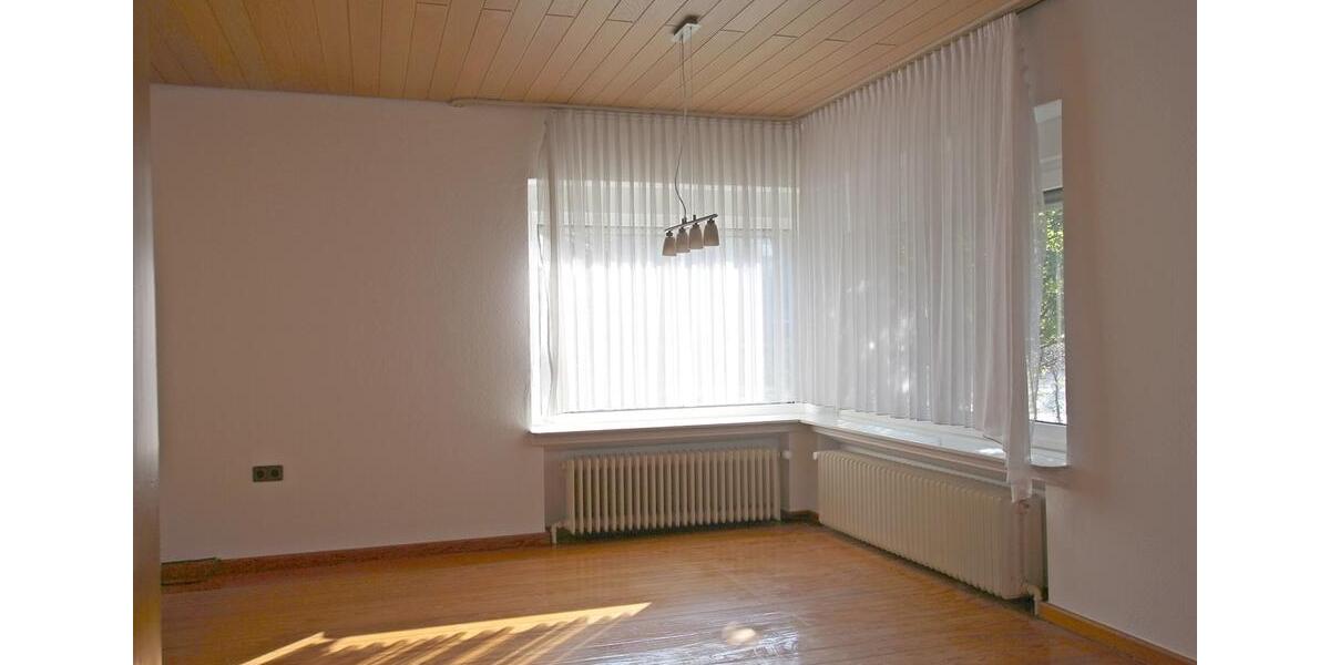 Einfamilienhaus Uplengen - 5 Zimmer, 131 m&sup2;, 850&euro; | Angebot:25546765