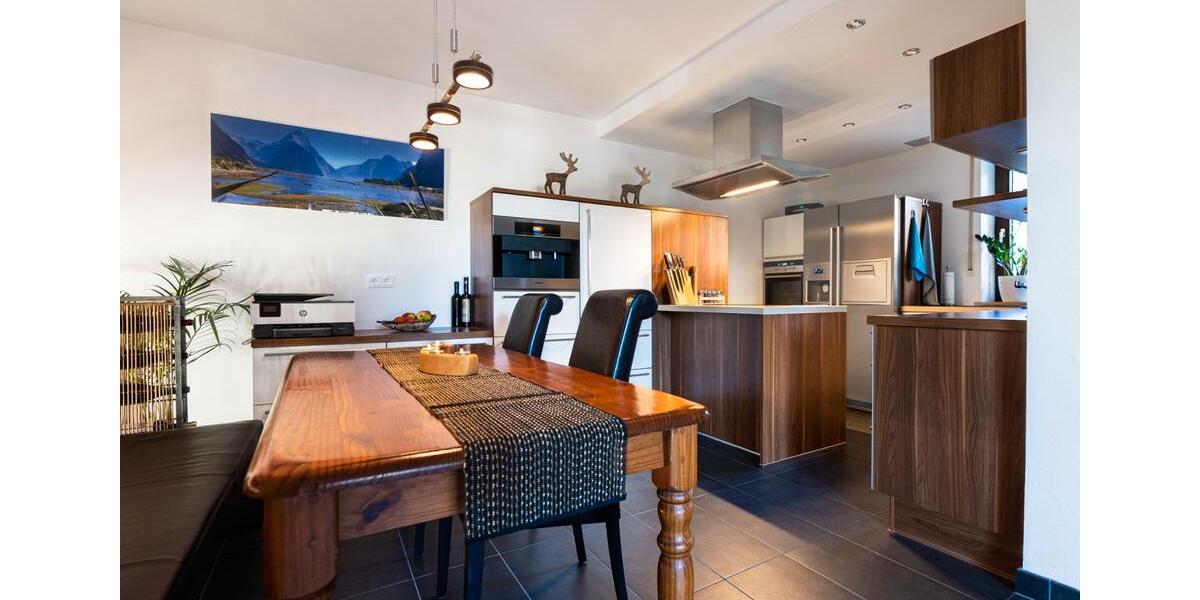 Reihenhaus Friedberg - 4 Zimmer, 130 m&sup2;, 1.800&euro; | Angebot:26205847