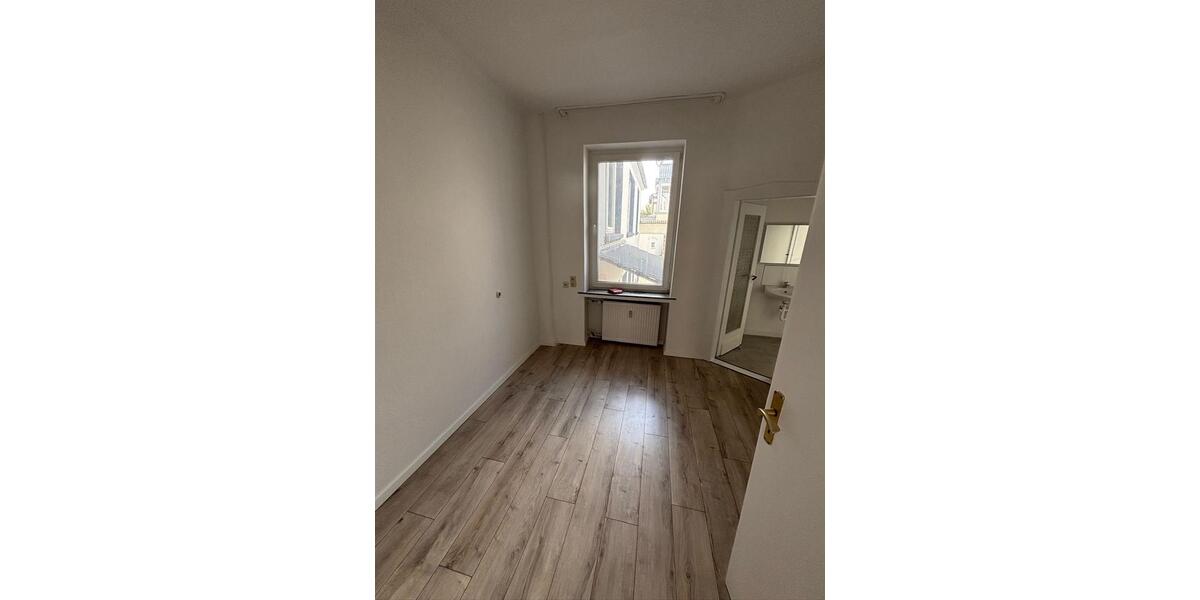 Gewerbeobjekt Bad Pyrmont - 595&euro; | Angebot:25830211