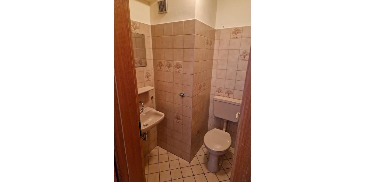 Etagenwohnung Wuppertal Gemarkung Barmen - 3 Zimmer, 84 m&sup2;, 750&euro; | Angebot:26033827