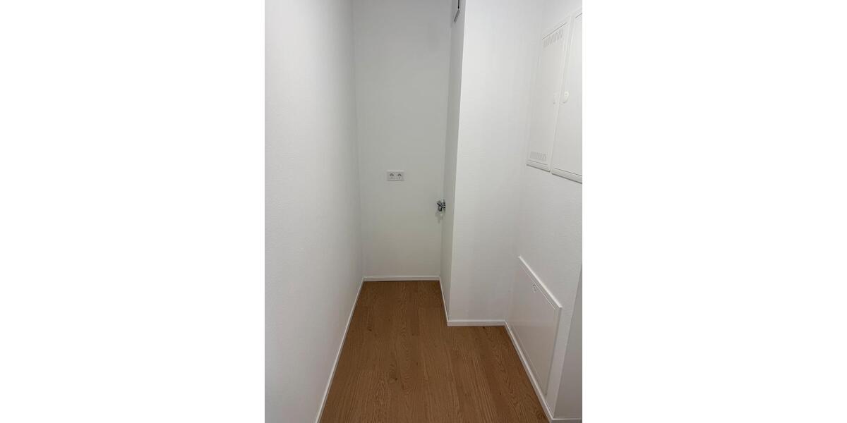 Etagenwohnung Neuss - 2 Zimmer, 49 m&sup2;, 912&euro; | Angebot:26605393