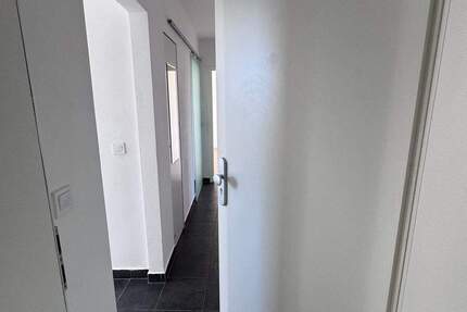 Wohnung Bitterfeld-Wolfen Wolfen - 4 Zimmer, 70 m&sup2;, 490&euro; | Angebot:25664852