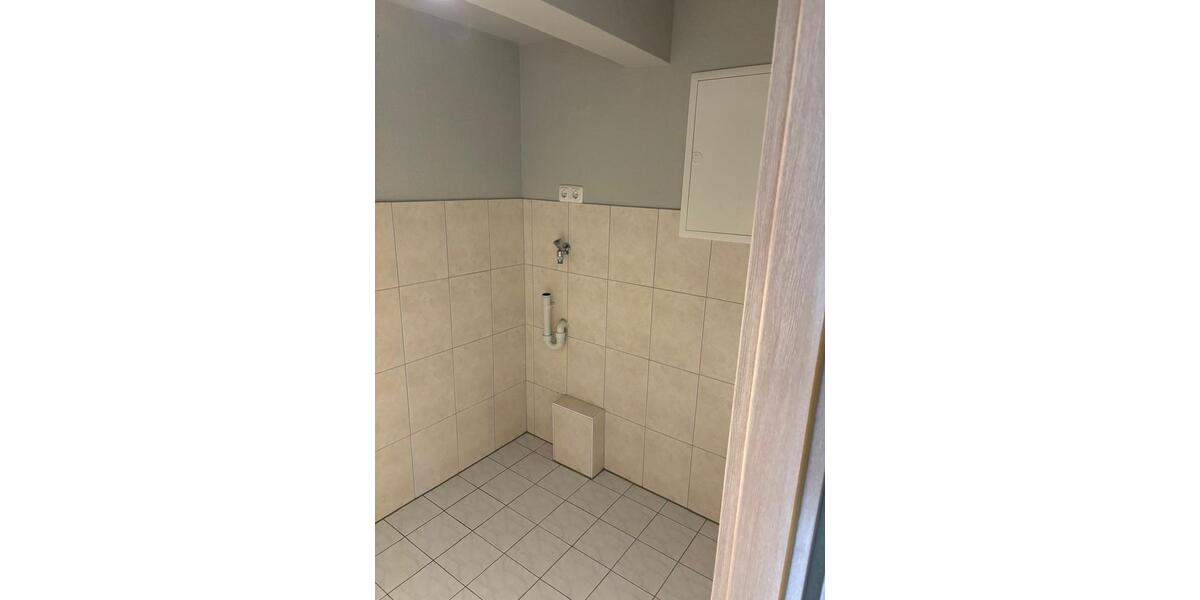 Dachgeschoßwohnung Ortenberg - 3 Zimmer, 97 m&sup2;, 880&euro; | Angebot:26420253
