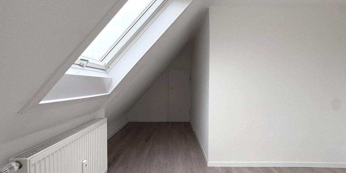 Etagenwohnung Ludwigsburg Nord - 4 Zimmer, 108 m&sup2;, 1.510&euro; | Angebot:25781253