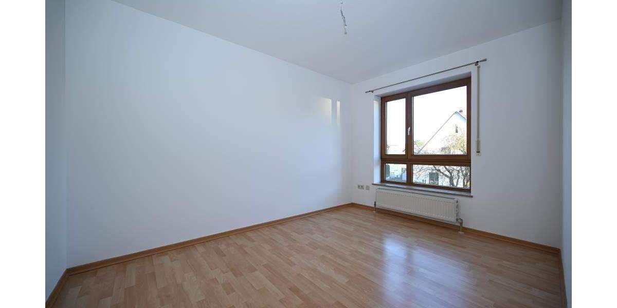 Etagenwohnung Neumarkt Altenhof - 3 Zimmer, 82 m&sup2;, 820&euro; | Angebot:25864167
