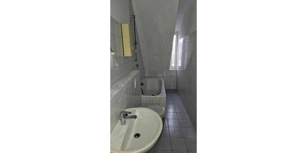 Dachgeschoßwohnung Wuppertal Barmen - 4 Zimmer, 858&euro; | Angebot:23661226