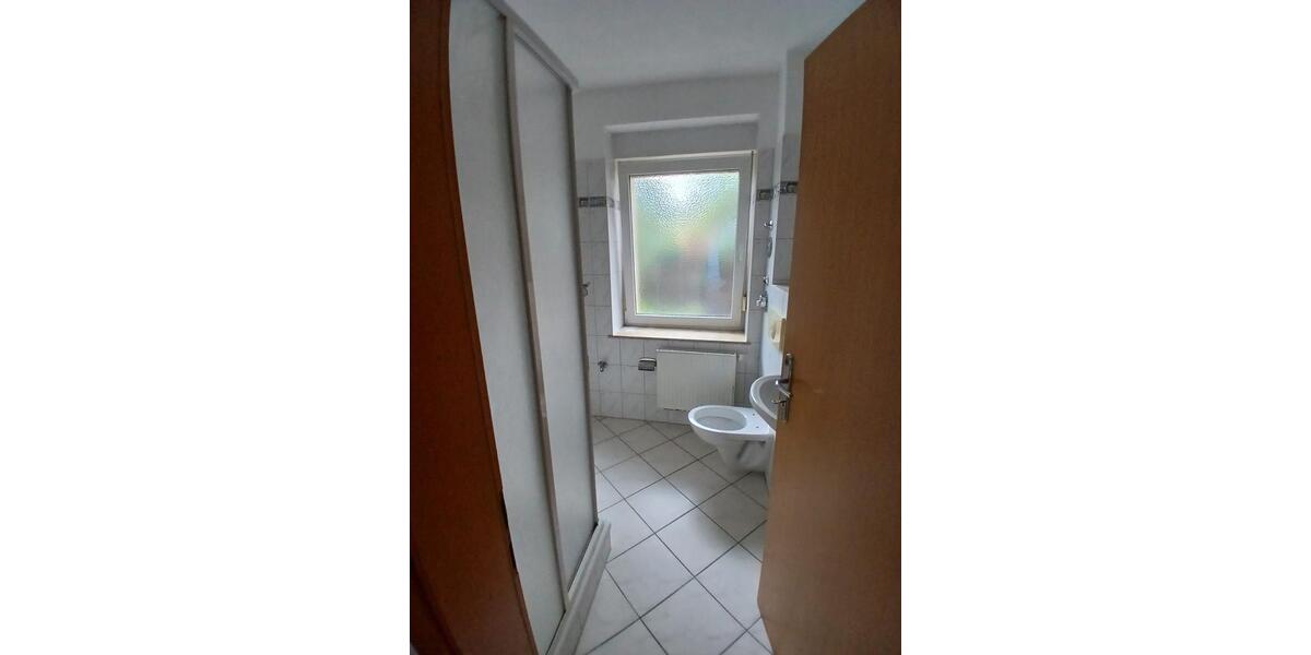 Erdgeschoßwohnung Burg - 2 Zimmer, 40 m&sup2;, 300&euro; | Angebot:24862414