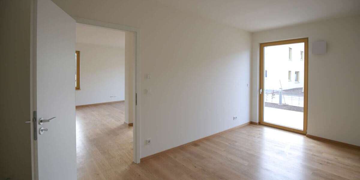 Wohnung zum Mieten in Markkleeberg 2.190 € 109.4 m² 3 zimmer