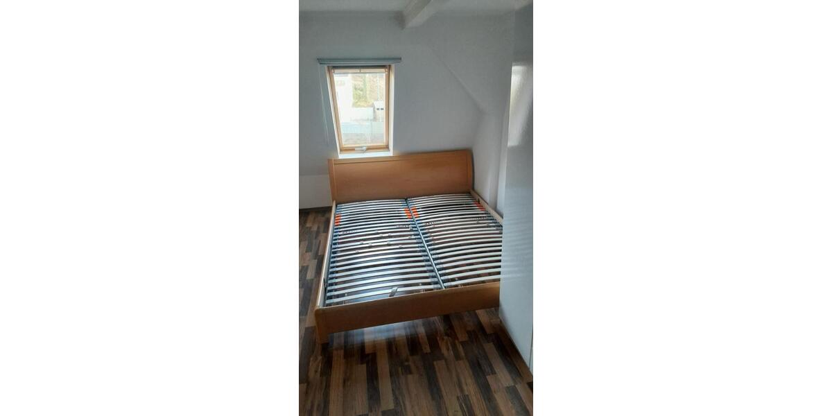 Dachgeschoßwohnung Oelsnitz (Vogtland) - 3 Zimmer, 52 m&sup2;, 240&euro; | Angebot:26109382