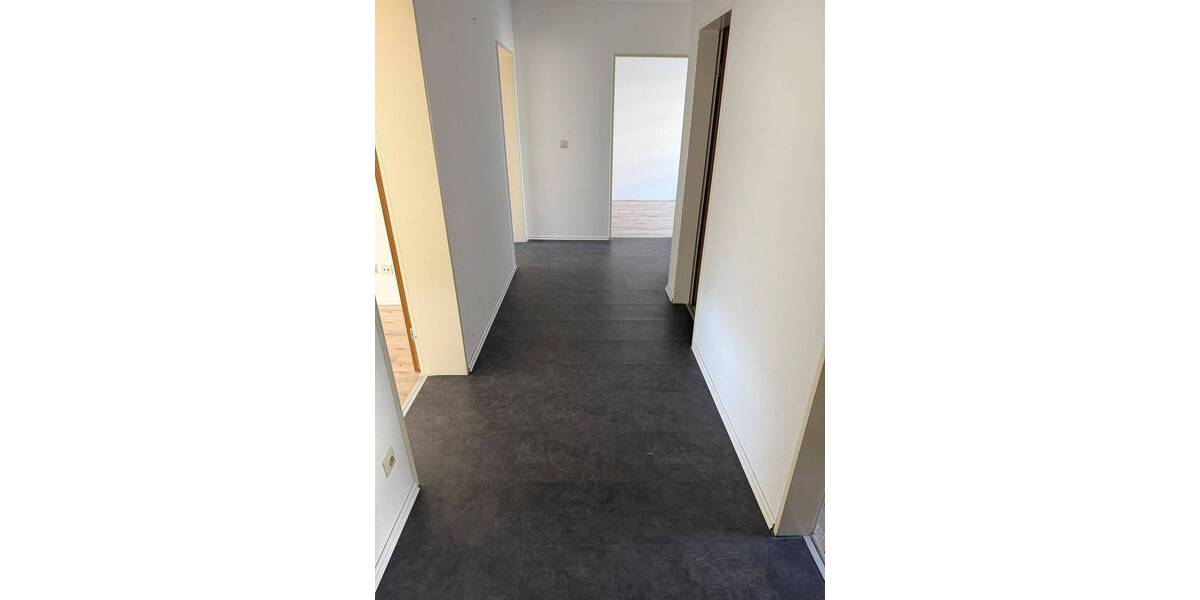 Etagenwohnung Sankt Georgen im Schwarzwald Stadtgebiet - 3 Zimmer, 76 m&sup2;, 530&euro; | Angebot:26833787