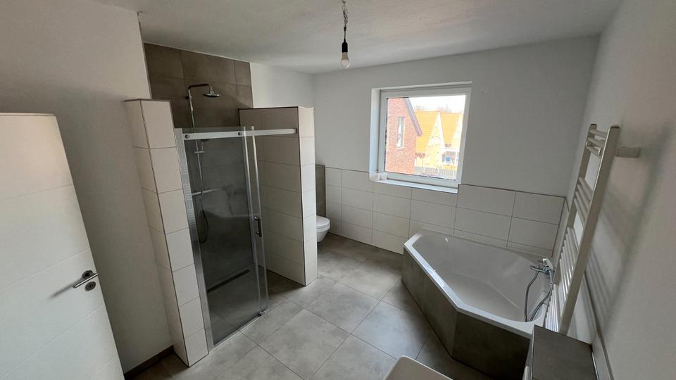 Einfamilienhaus Edewecht - 5 Zimmer, 158 m&sup2;, 1.750&euro; | Angebot:26699476
