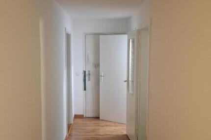 Wohnung Neukieritzsch - 5 Zimmer, 100 m&sup2;, 750&euro; | Angebot:23773415
