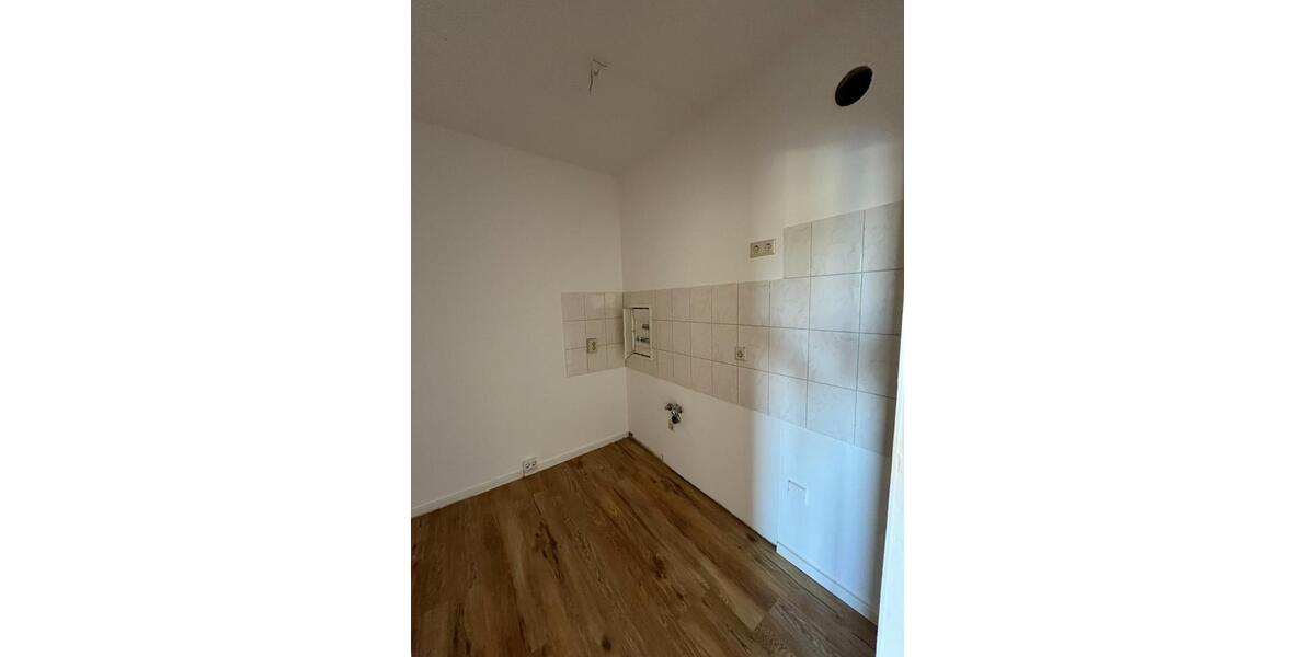 Etagenwohnung Tangermünde - 2.5 Zimmer, 56 m&sup2;, 338&euro; | Angebot:26588580