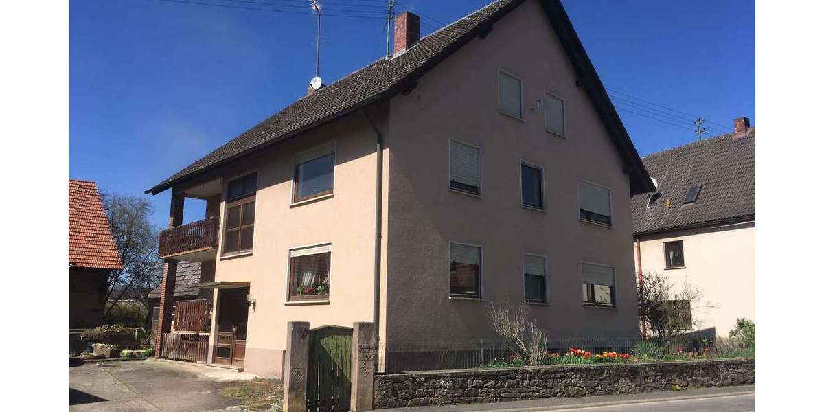 Etagenwohnung Karlstadt - 4 Zimmer, 120 m&sup2;, 880&euro; | Angebot:26886681