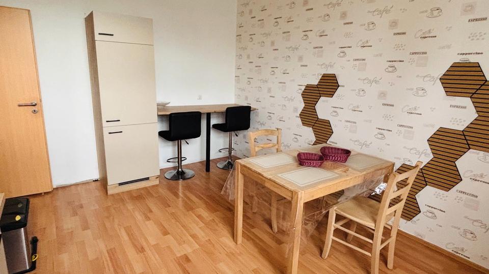 Etagenwohnung Bremerhaven Wulsdorf - 2 Zimmer, 65 m&sup2;, 850&euro; | Angebot:26678832
