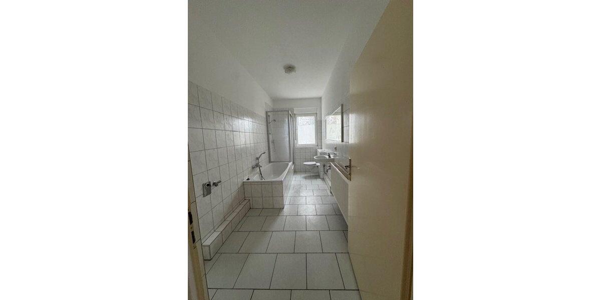 Erdgeschoßwohnung Dessau-Roßlau Dessau - 1 Zimmer, 41 m&sup2;, 290&euro; | Angebot:25988408
