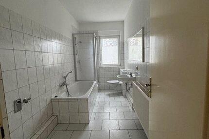 Wohnung Dessau-Roßlau Dessau - 1 Zimmer, 41 m&sup2;, 290&euro; | Angebot:25988408