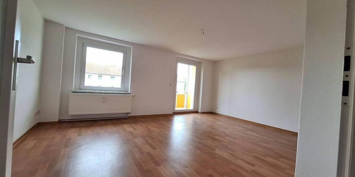 Etagenwohnung Bautzen Südvorstadt - 2 Zimmer, 47 m&sup2;, 290&euro; | Angebot:26816837