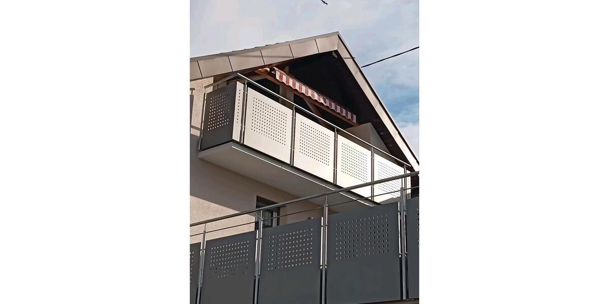 Moderne Dachgeschosswohnung in ruhiger Wohnlage 3 zimmer