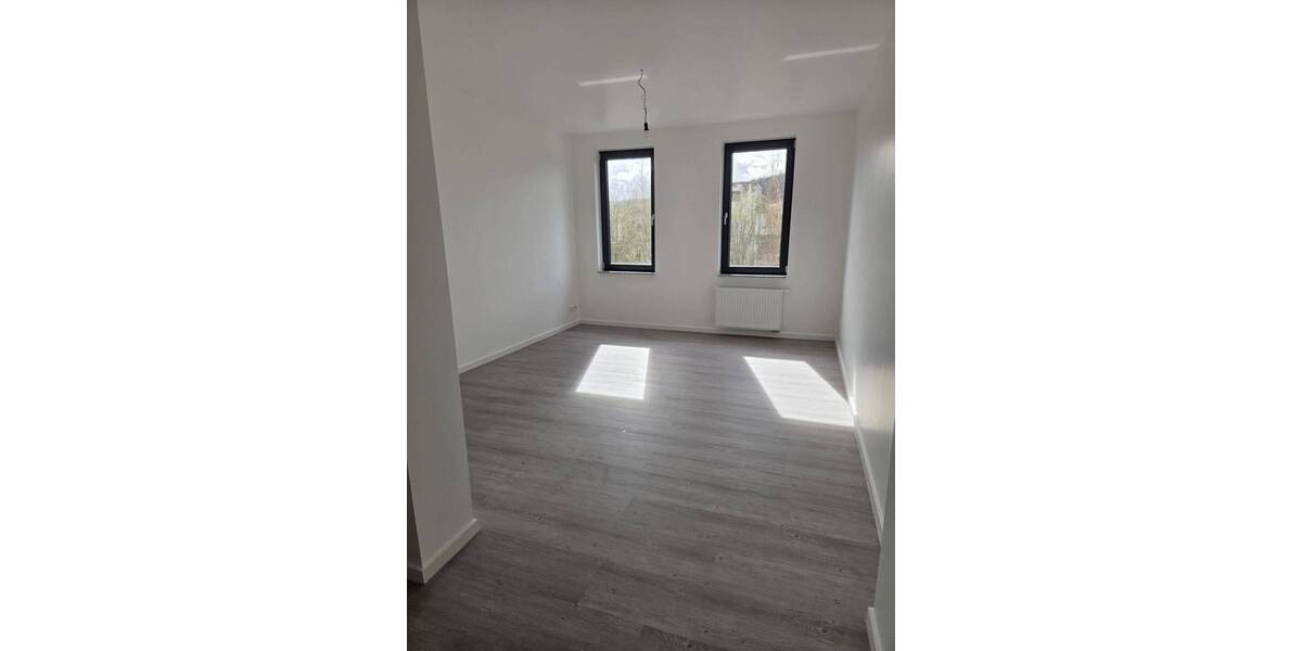 Etagenwohnung Eisenach - 2 Zimmer, 62 m&sup2;, 521&euro; | Angebot:26554323