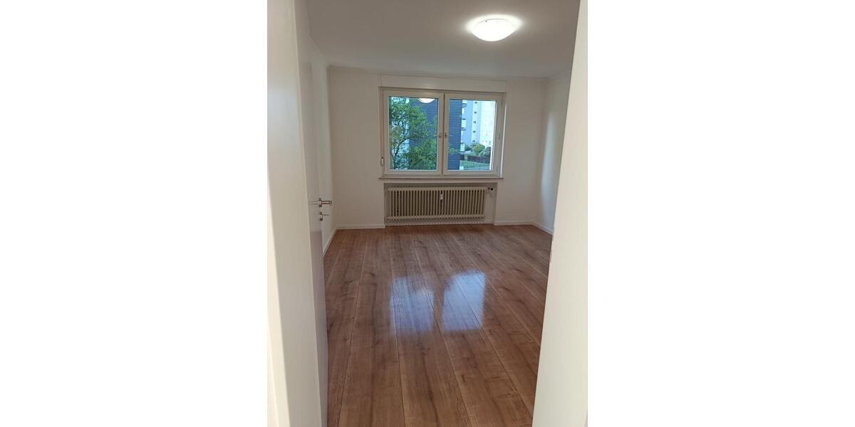 Etagenwohnung Bergneustadt - 2 Zimmer, 62 m&sup2;, 1.040&euro; | Angebot:26358144