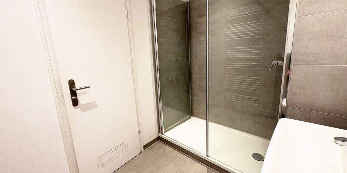 Etagenwohnung Köln Bayenthal - 4 Zimmer, 102 m&sup2;, 1.710&euro; | Angebot:24347979