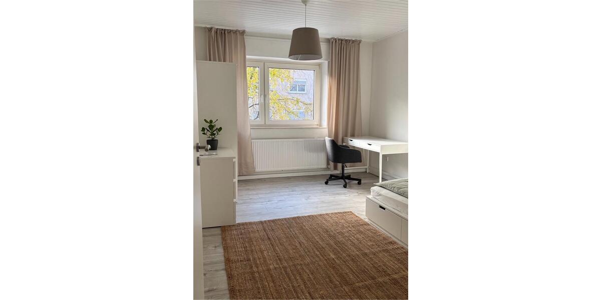 Möblierte 3 WG Zimmer - zentrale Lage 3 zimmer