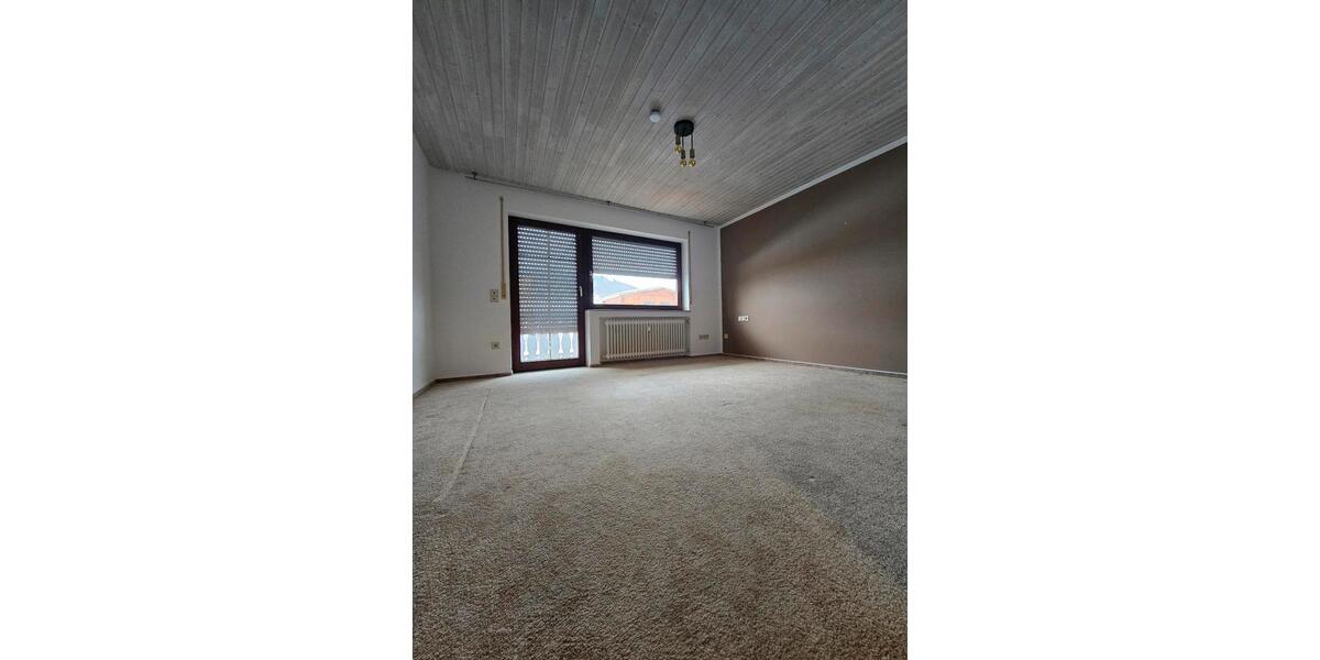 Erdgeschoßwohnung Aalen Ebnat - 3.5 Zimmer, 85 m&sup2;, 770&euro; | Angebot:24453086