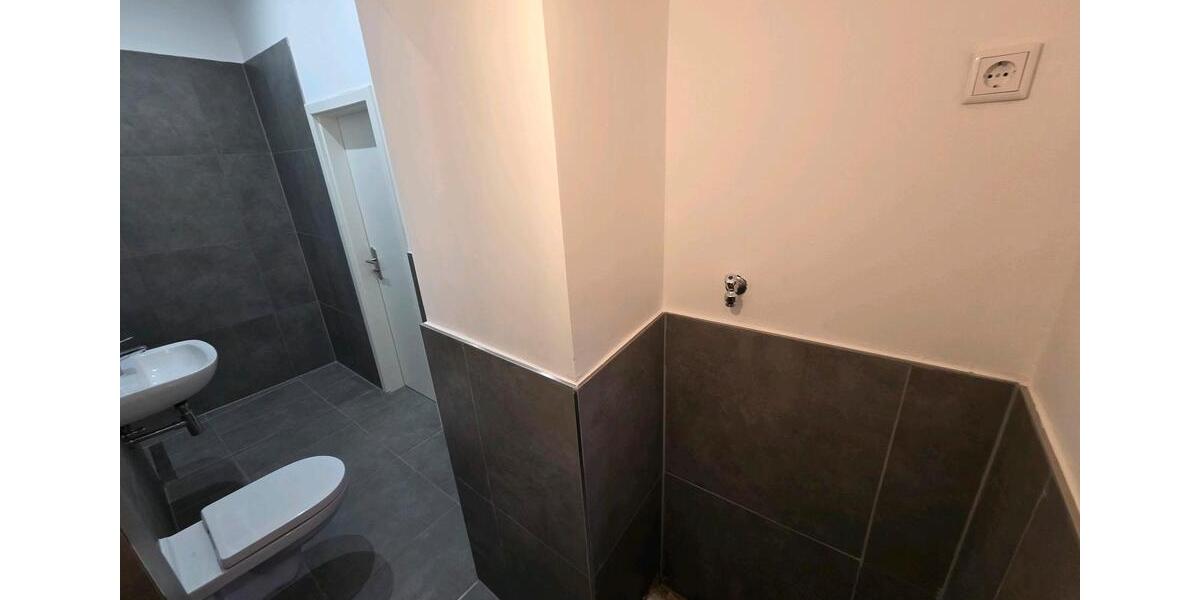 Erdgeschoßwohnung Oberhausen Biefang - 1.5 Zimmer, 35 m&sup2;, 550&euro; | Angebot:25925574