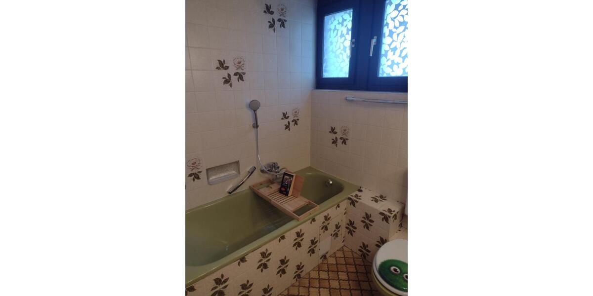 Etagenwohnung Bad Honnef - 3 Zimmer, 92 m&sup2;, 990&euro; | Angebot:25404241