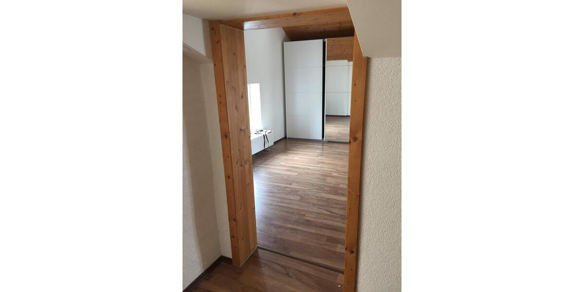 Dachgeschoßwohnung Furth im Wald - 2 Zimmer, 54 m&sup2;, 550&euro; | Angebot:25634181