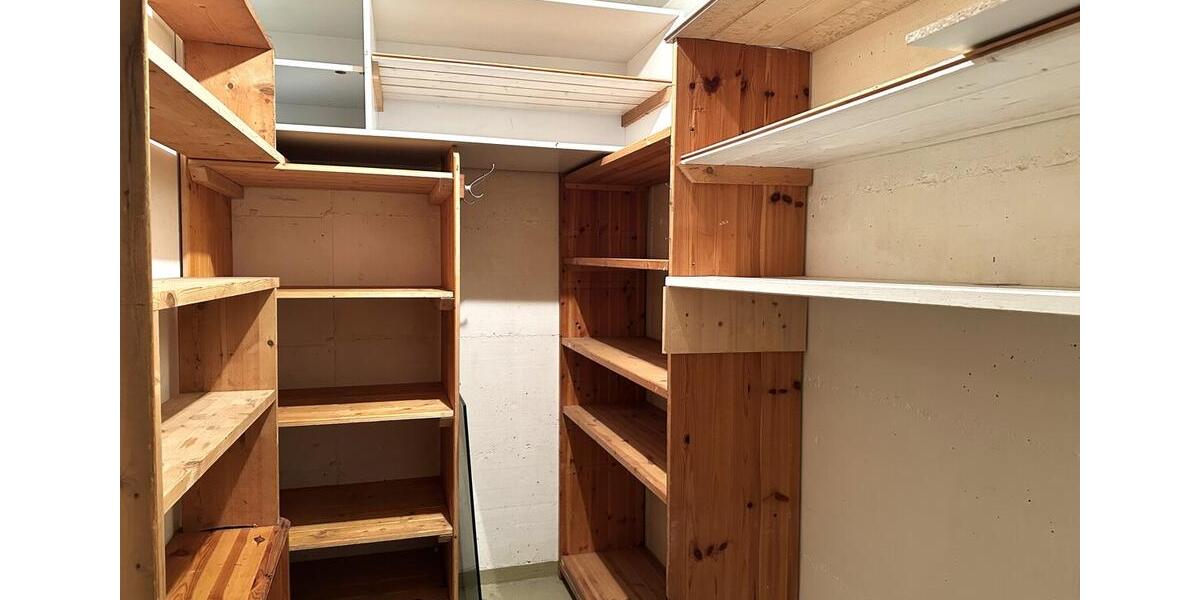 Dachgeschoßwohnung Wachtberg - 2 Zimmer, 74 m&sup2;, 1.050&euro; | Angebot:25144483