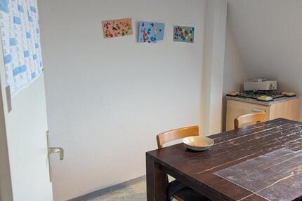 Lichtdurchflutete und große Wohnung im Zentrum 2 zimmer