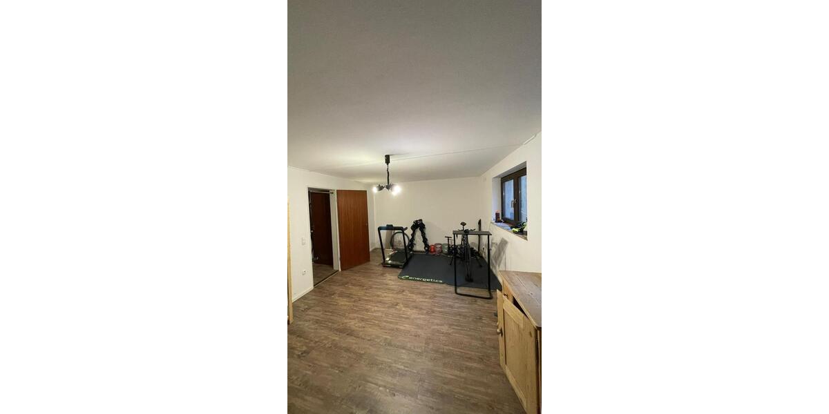 Reihenhaus Burghausen - 5 Zimmer, 124 m&sup2;, 1.800&euro; | Angebot:25831962