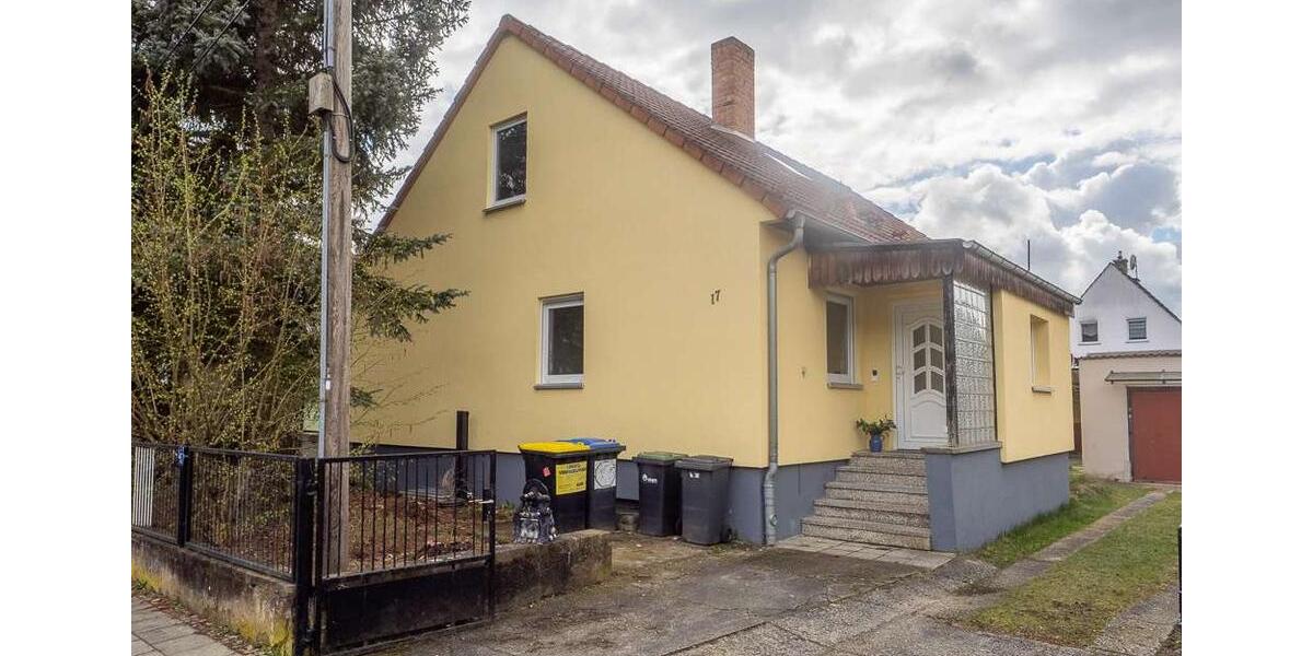Einfamilienhaus Döbern - 5 Zimmer, 140 m&sup2;, 1.200&euro; | Angebot:25854132