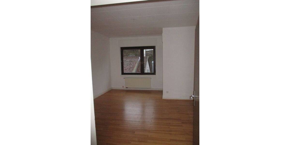 2,5 ZKB mit Dusche, Balkon, 1.OG, Deutschherrnstr. 47, 66117 Saarbrücken 3 zimmer