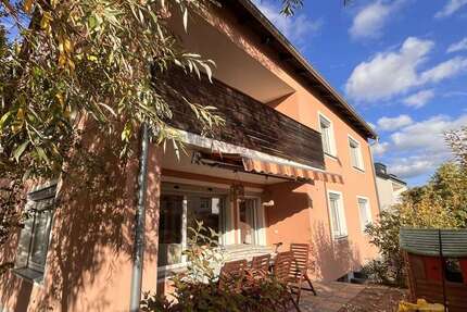 Wohnung Lappersdorf - 5 Zimmer, 122 m&sup2;, 1.350&euro; | Angebot:27566093