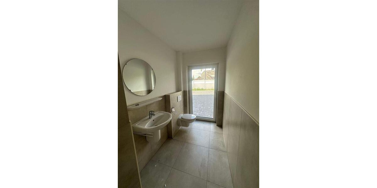 Erdgeschoßwohnung Westoverledingen - 3 Zimmer, 80 m&sup2;, 800&euro; | Angebot:25882021