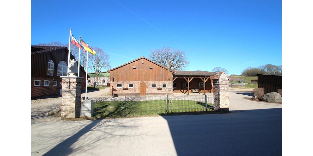 Etagenwohnung Malente - 3 Zimmer, 123 m&sup2;, 1.500&euro; | Angebot:25931111